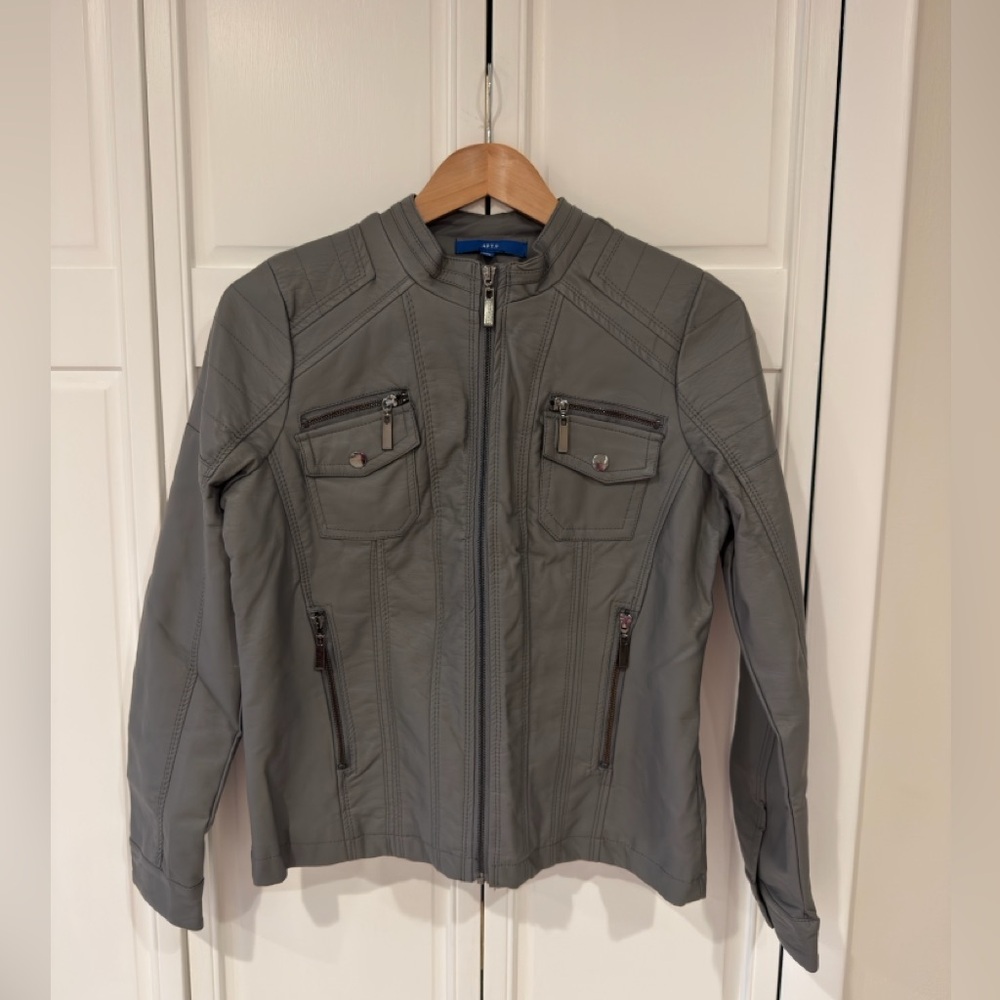 Apt. 9 Women's Gray Faux Leather Moto Jacket